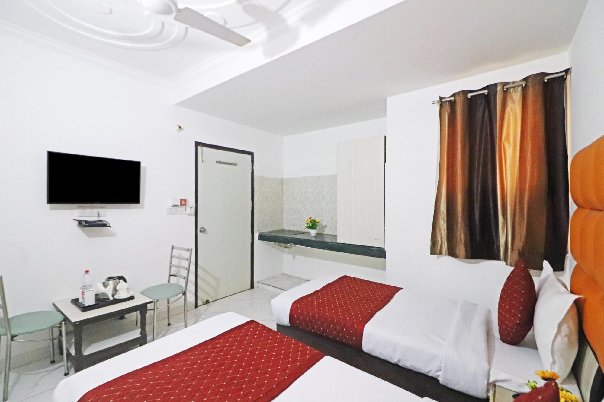 Clink Airport Stay -New Delhi Exterior photo
