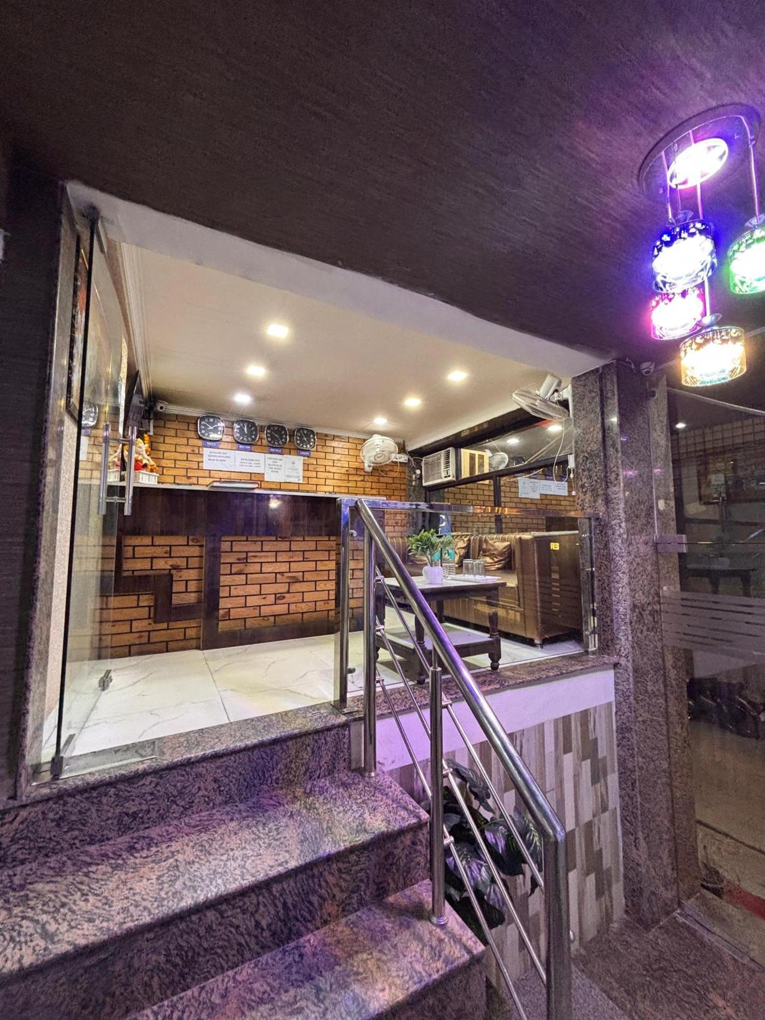 Clink Airport Stay -New Delhi Exterior photo
